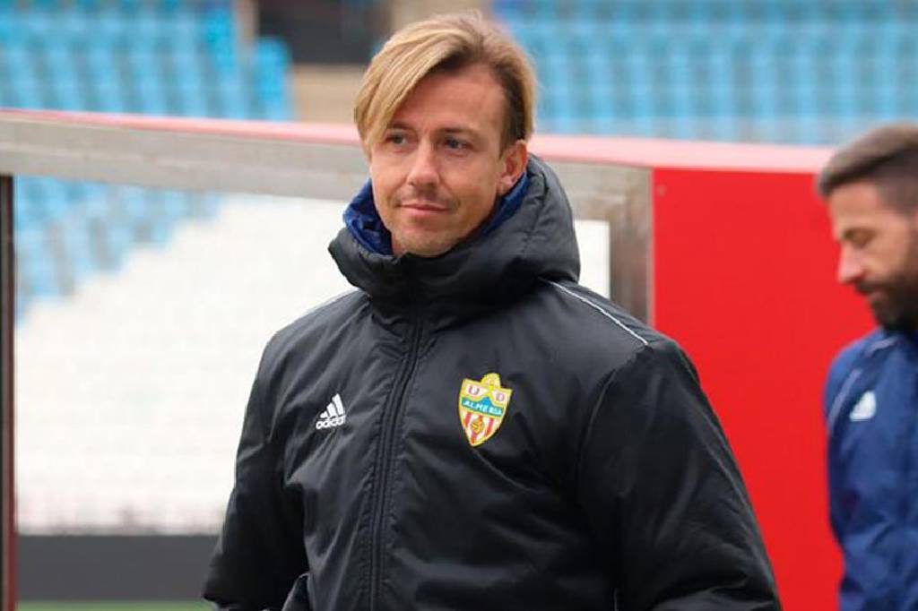 Guti Hernandez, yeşil sahalara dönmeyi düşünüyor