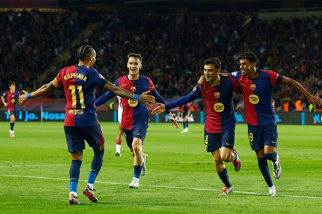  Barcelona, sahasında Sevilla'yı 5-1'lik skorla mağlup etti