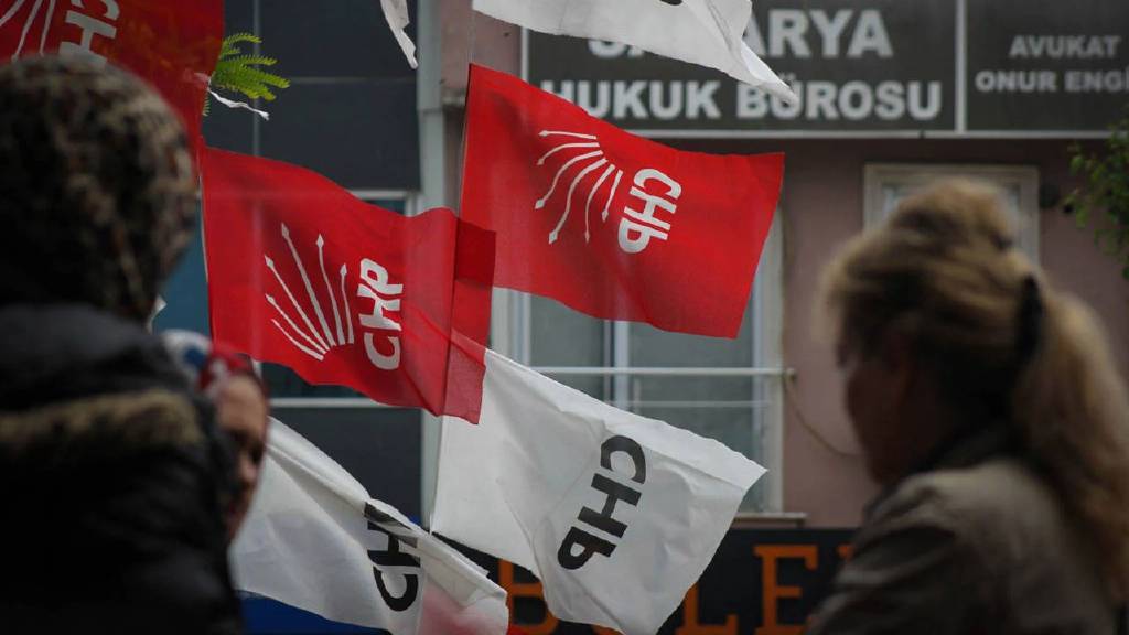 CHP’li belde başkanı 'uyuşturucu madde ürettiği' gerekçesiyle görevden alındı