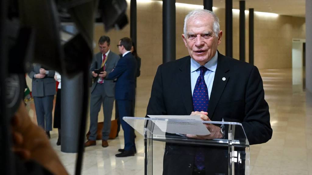 Borrell: İsrail'in BM Barış Gücü'ne yönelik saldırıları 'tamamen kabul edilemez'