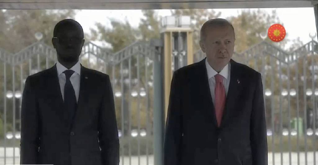 Cumhurbaşkanı Erdoğan, Senegalli mevkidaşını resmi törenle karşıladı