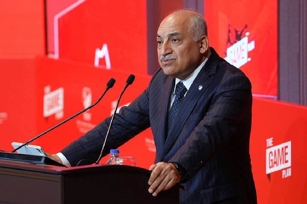 Mehmet Büyükekşi'den İbrahim Hacıosmanoğlu'nun "usulsüzlük" iddiasına yanıt
