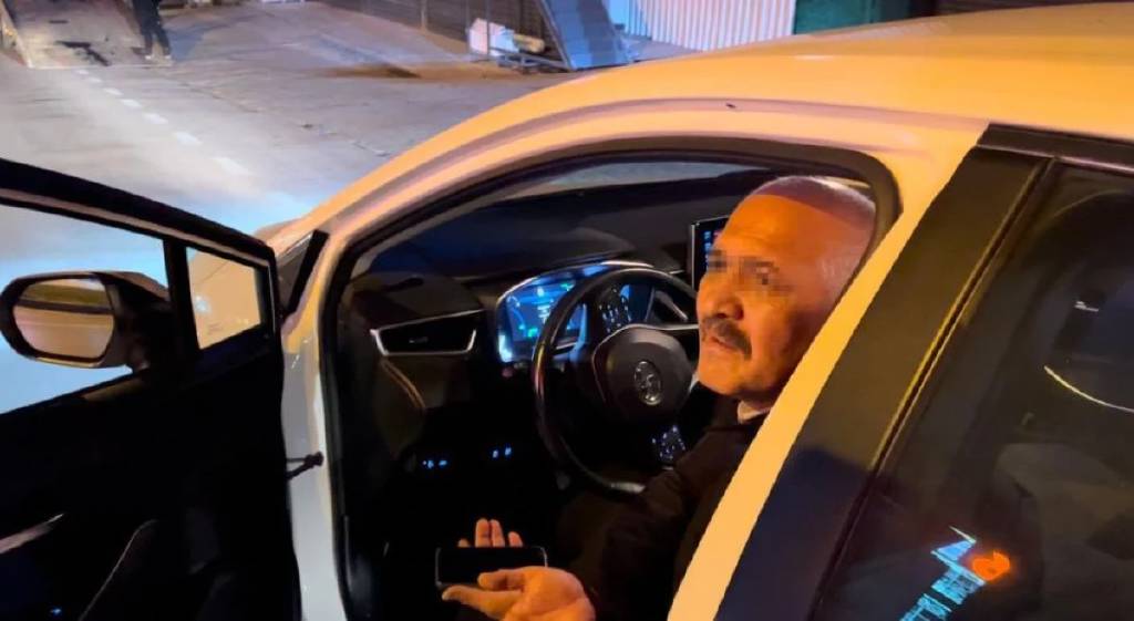 Bursa'da alkollü sürücü trafik denetimine takıldı! "Getir abi üfliyek"