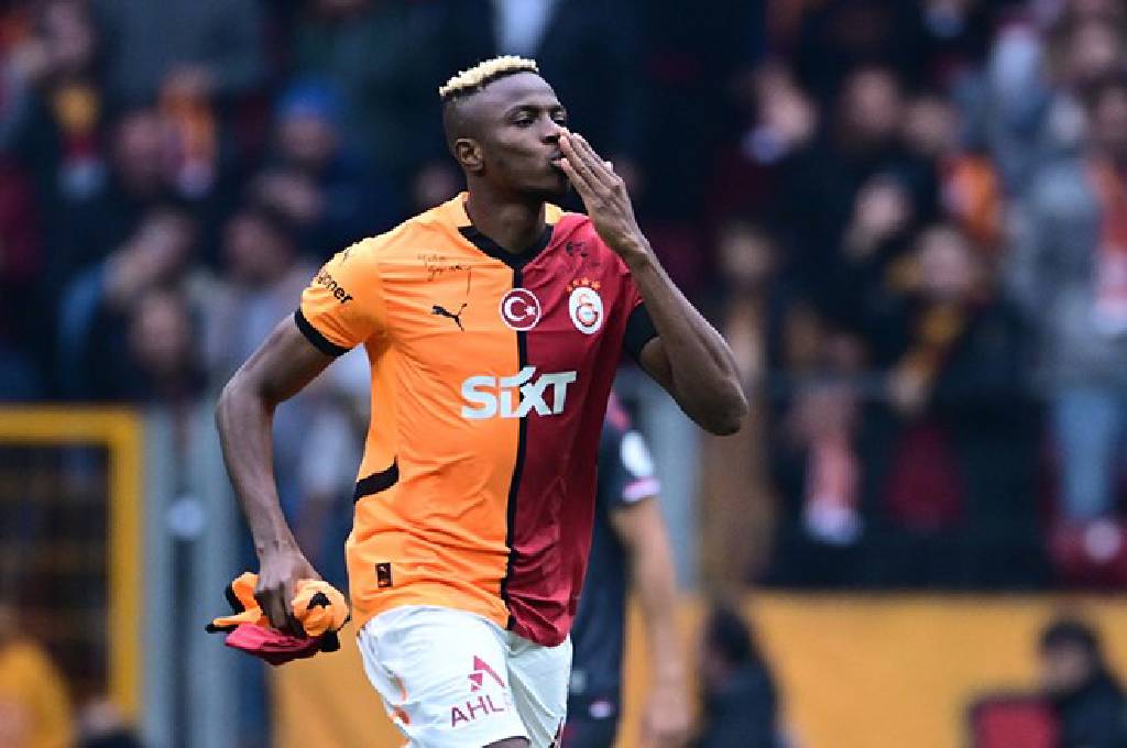 Galatasaray için Oshimen transferinin imkansız olduğu belirtildi