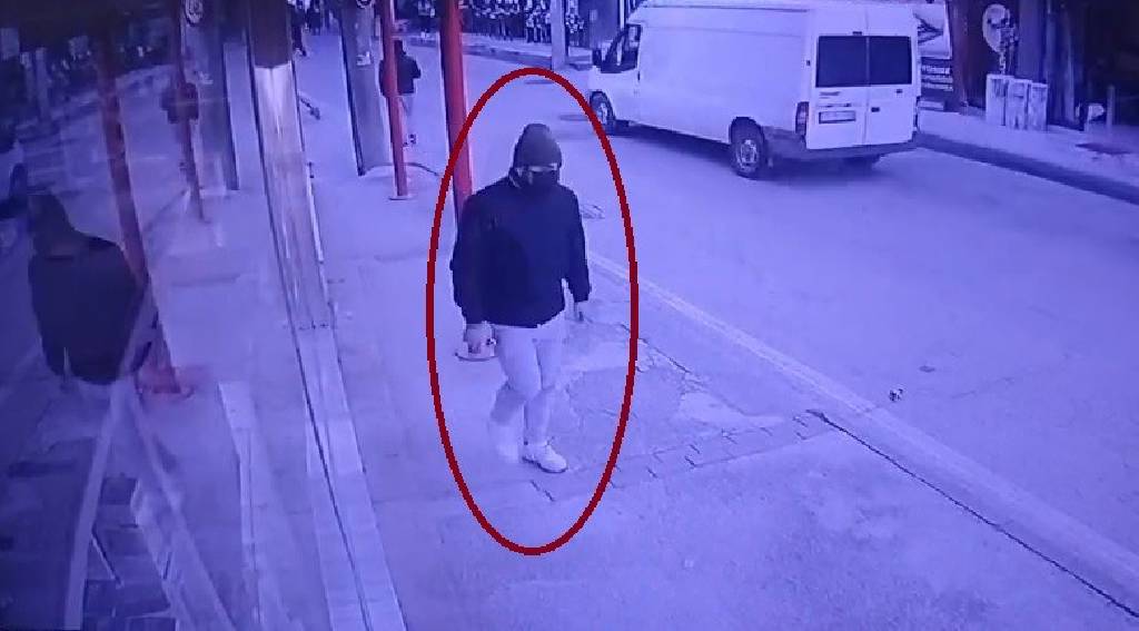 Bursa'da maskeli sahte polis, terörle korkutup emeklileri dolandırdı
