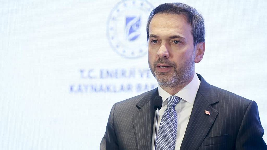 Bakan Bayraktar: Rusya'dan gaz akışını etkileyecek her türlü karara karşıyız
