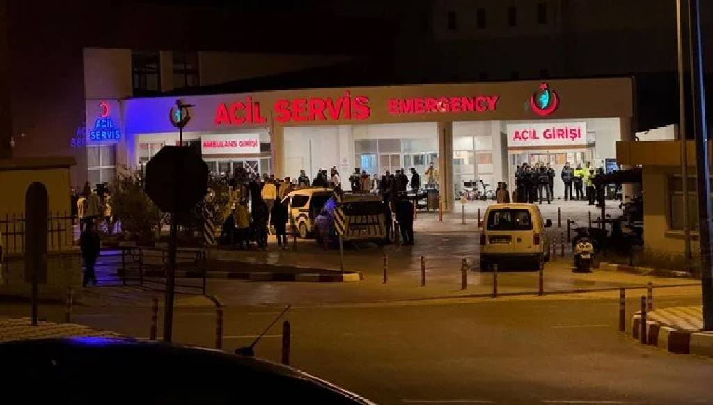 İzmir'de korkunç olay! Kız meselesi yüzünden 3 kişi hayatını kaybetti...