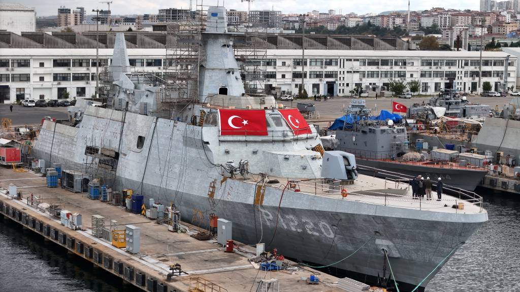 TCG AKHİSAR'ın inşası devam ediyor! Aralıkta kabul testlerine başlayacak…
