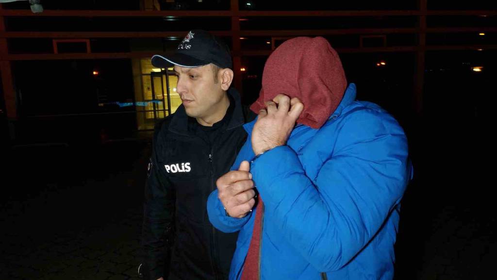 Erkekliğiyle alay eden trans bireyi darbedince tutuklandı