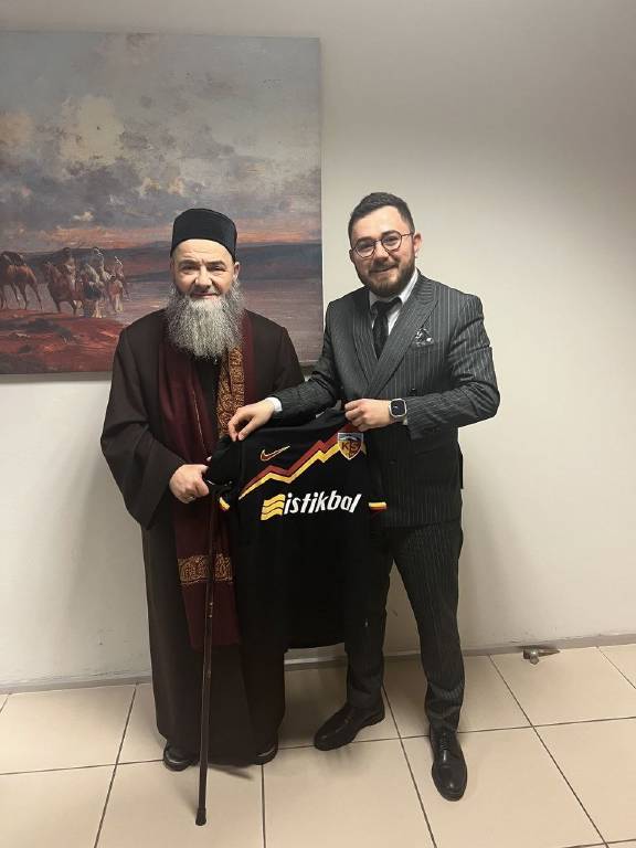 Cübbeli Ahmet Hoca, hastaneye kaldırıldı