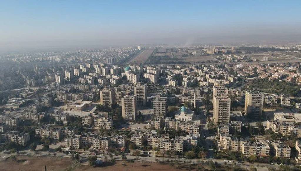 Hizbullah lideri Kasım: Suriye üzerinden askeri ikmal yolunu kaybettik