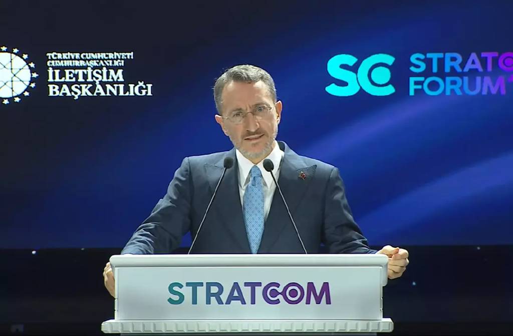 İletişim Başkanı Altun: İnsanlık olarak yapay zekanın risklerini yönetmeliyiz