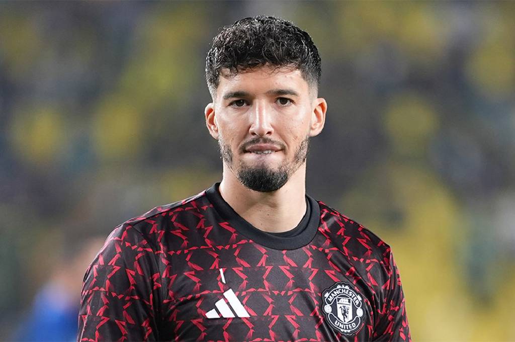  Altay Bayındır için sürpriz bir transfer ihtimali gündeme geldi
