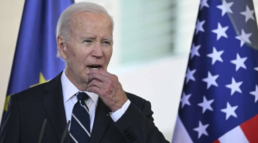 Joe Biden’ın konuşması sırasında prompter cihazı bozuldu: “Elektriğim kesildi”