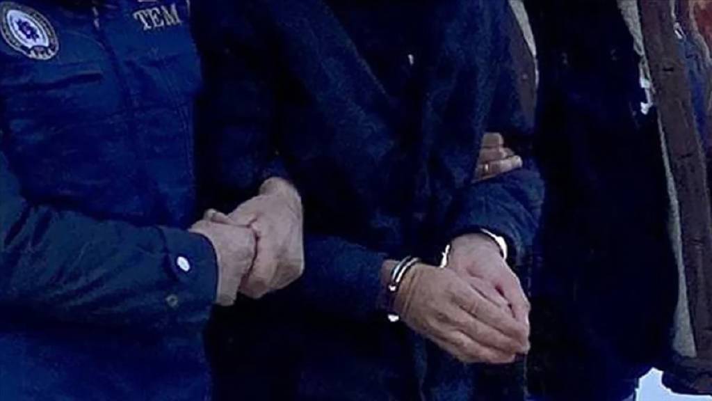 İnterpol tarafından aranıyordu! İstanbul'da yakalanarak tutuklandı...