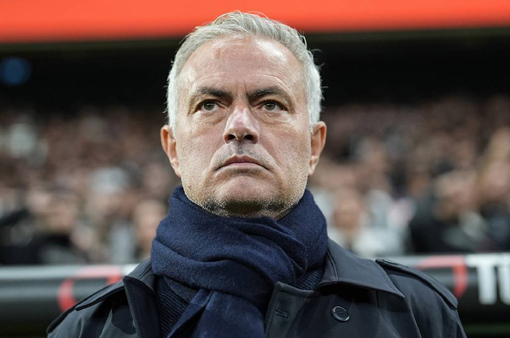 Başkan Ali Koç ve yönetim, şartlar ne olursa olsun Jose Mourinho ile en az 2 sezon devam etmeyi planlıyor