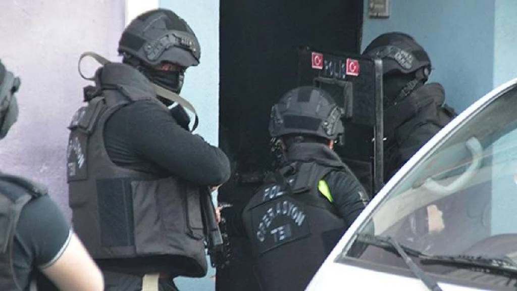 İstanbul'da DEAŞ operasyonu: 16 şüpheli gözaltına alındı