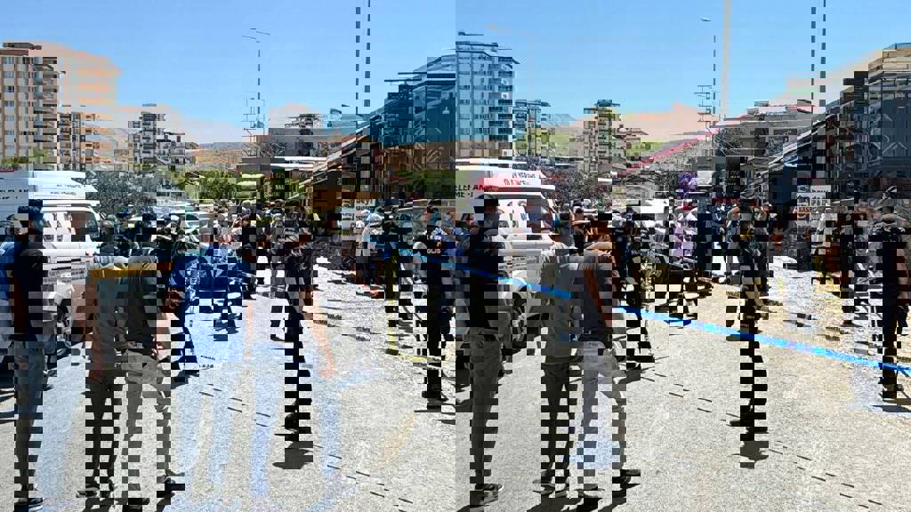 Malatya'da polis, kiracısı olan akrabalarına ateş açtı: 3 ölü 2 yaralı