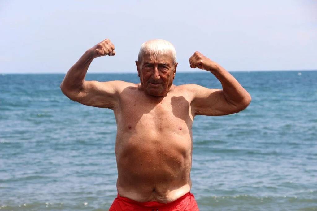 2 kez öldü sanıldı morga konuldu! Hayat hikayesini duyanın ağzı açık kaldı...