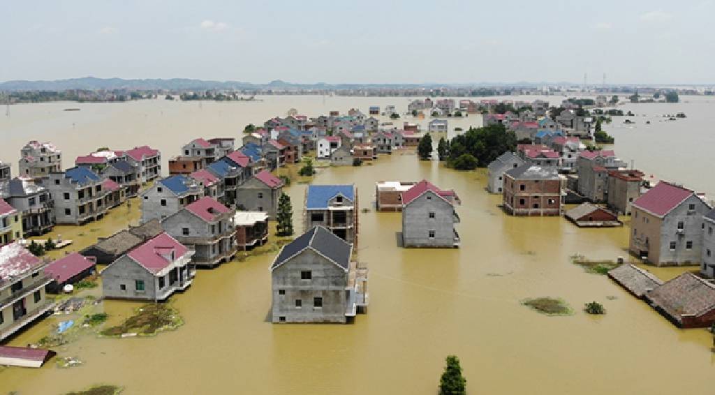 Çin'de sel felaketi: 10 ölü, 29 kayıp