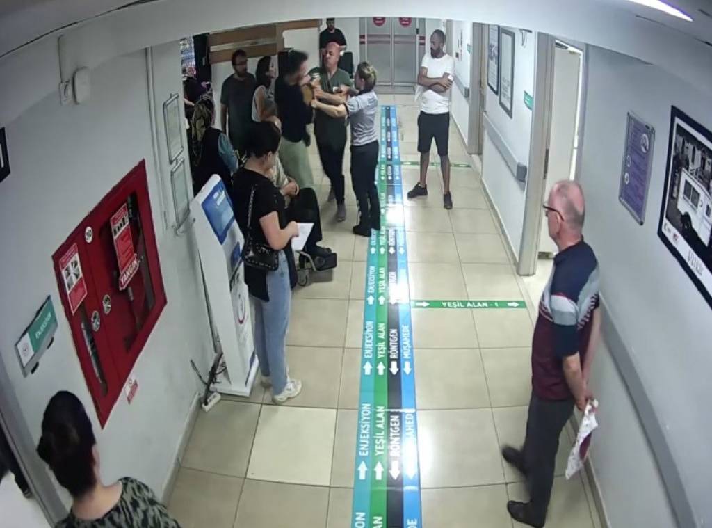 Hastanede kasklı darp iddiası: Kavgayı başlatan doktor çıktı