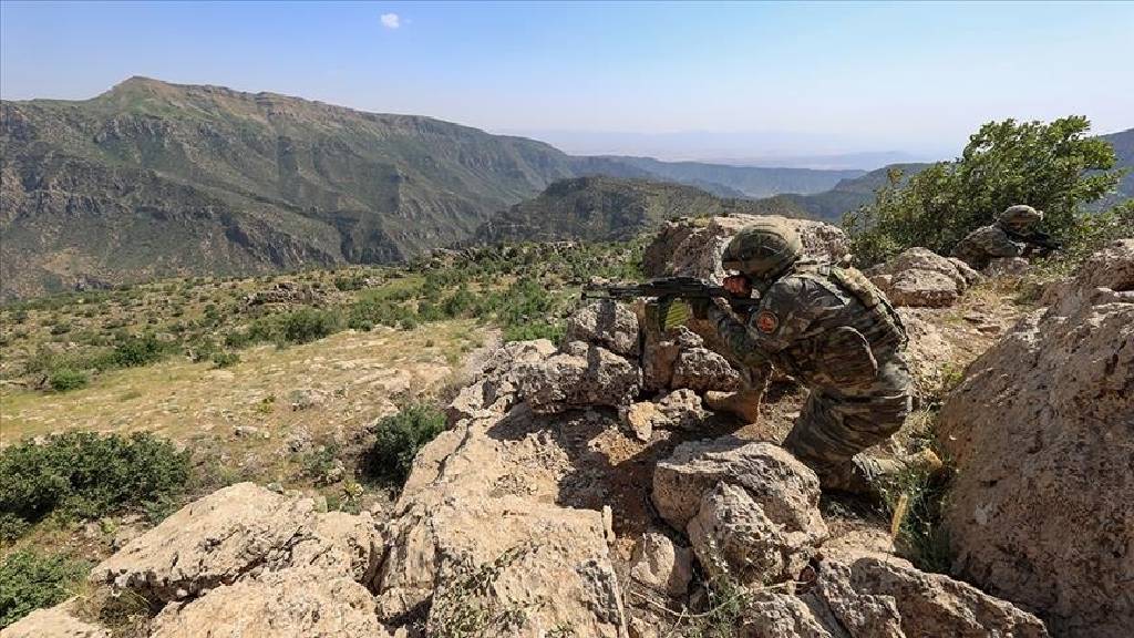 Irak ve Suriye'nin kuzeyinde 7 terörist etkisiz hale getirildi
