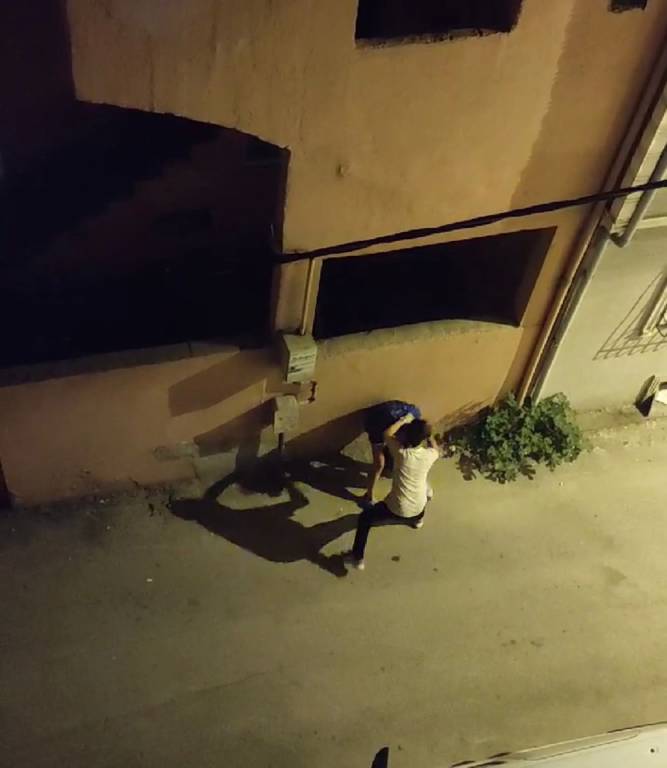 Bursa’da kız arkadaşını dövünce bıçaklandı