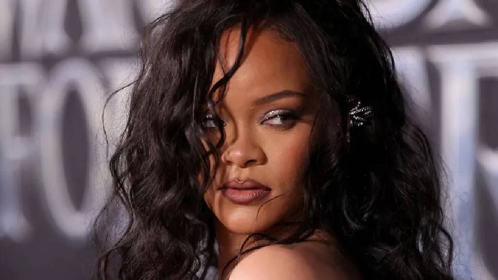 Olimpiyatların resmi sponsoru Rihanna oldu