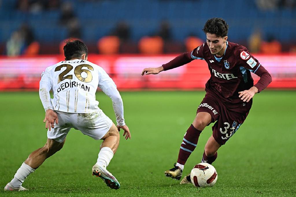 Trabzonspor'da 4 ayrılık resmileşti!