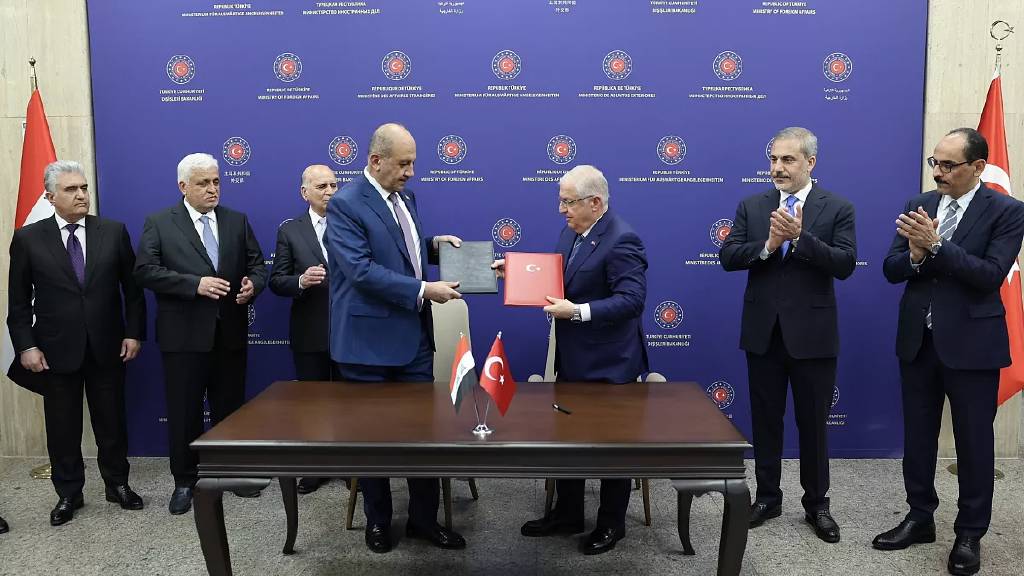 Türkiye ve Irak arasında 'tarihi' askeri mutabakat zaptı imzalandı