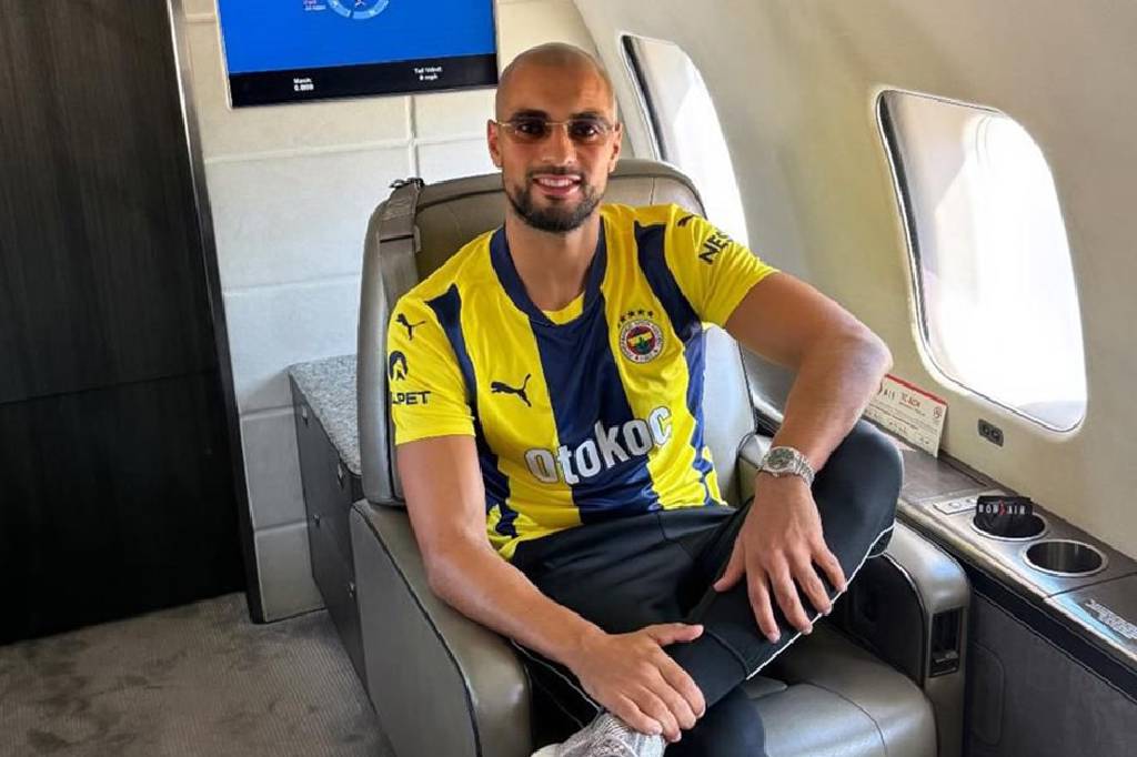 Amrabat, çubukluyu giydi! İşte İstanbul'a geliş detayları