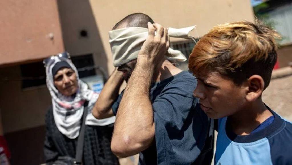 İsrail hapishanesinde tutulan 25 Filistinli serbest bırakıldı