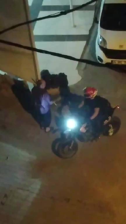 Denizli'de otobüsün farından rahatsız olan baba ile oğlu, şoförü dövdü