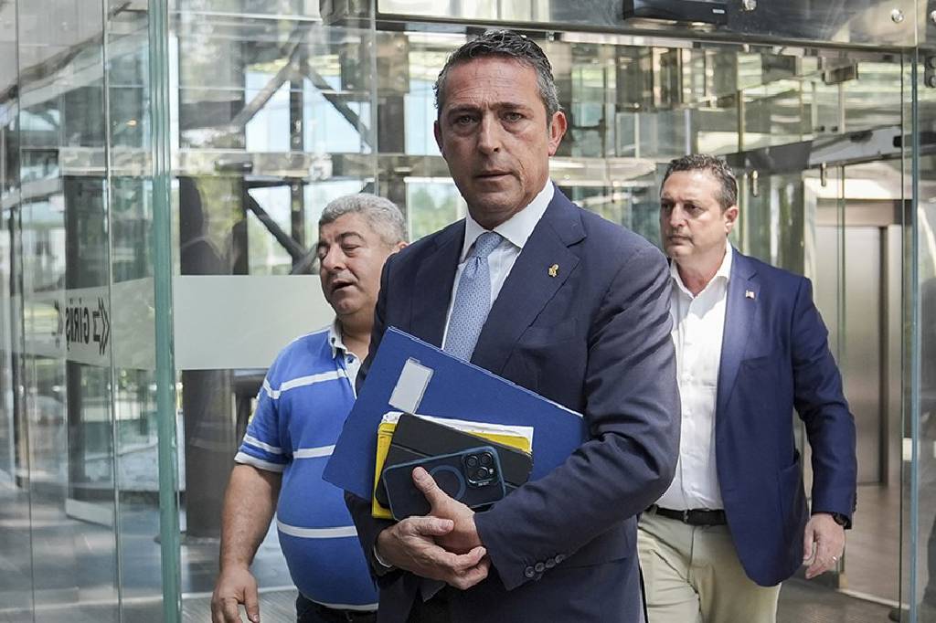 Türk futbolu gözleri bu zirveye çevirdi! Ali Koç, TFF için açıklamalarda bulundu