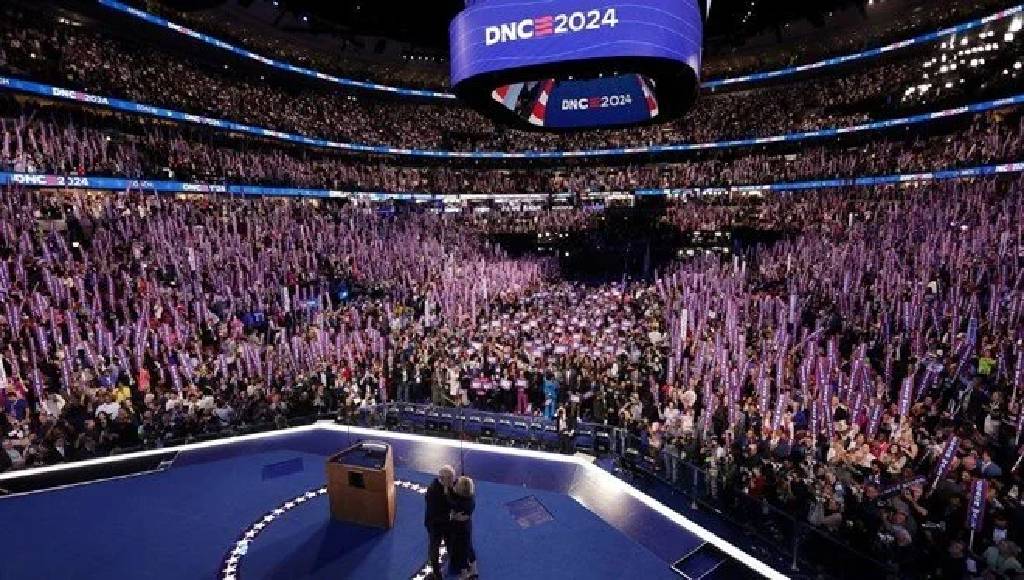 FBI devrede: Demokrat Parti kahvaltısında böcek skandalı!
