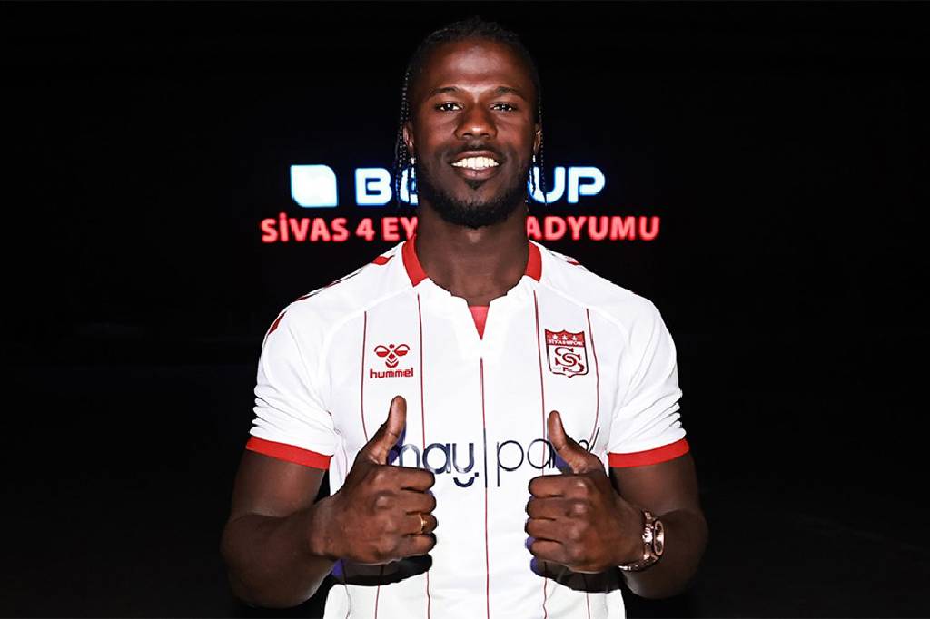 Sivasspor'a dünyaca ünlü isim!