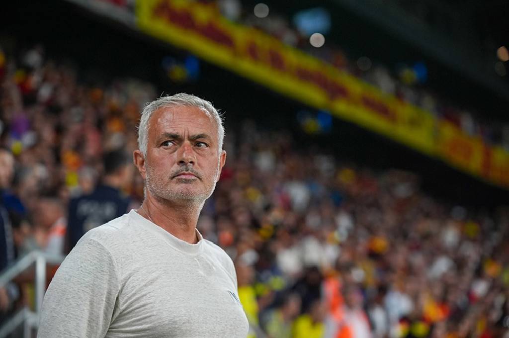 Jose Mourinho, Çaykur Rizespor maçı öncesinde yapılacak son taktik çalışmanın ardından sahaya süreceği 11 şekillendiyor