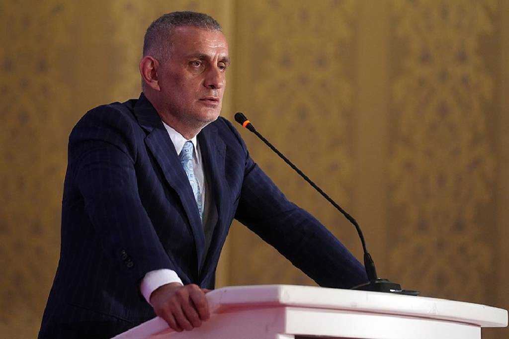 TFF Başkanı: Montella ile yola devam edeceğiz