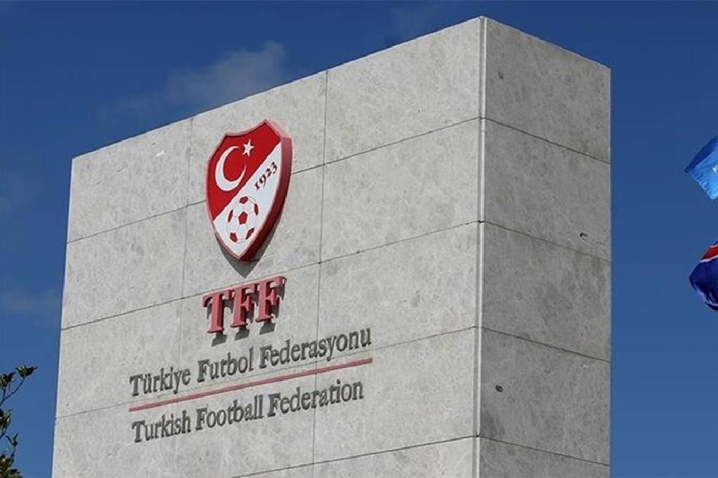 Fenerbahçe - Galatasaray derbisinin tarihi belli oldu