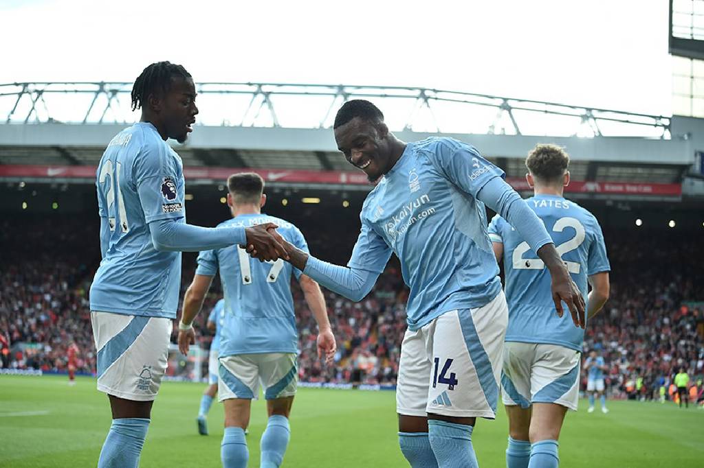 Liverpool'a Anfield'da 55 yıl sonra şok