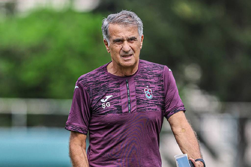 Trabzonspor KAP'a bildirdi