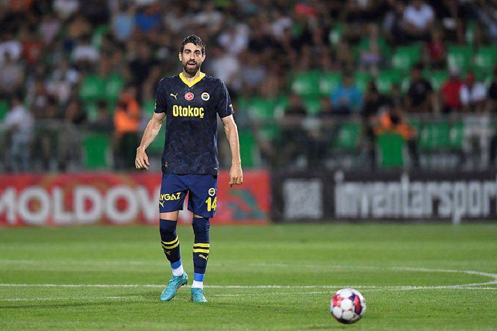 Fenerbahçe ayrılığı resmi olarak duyurdu!