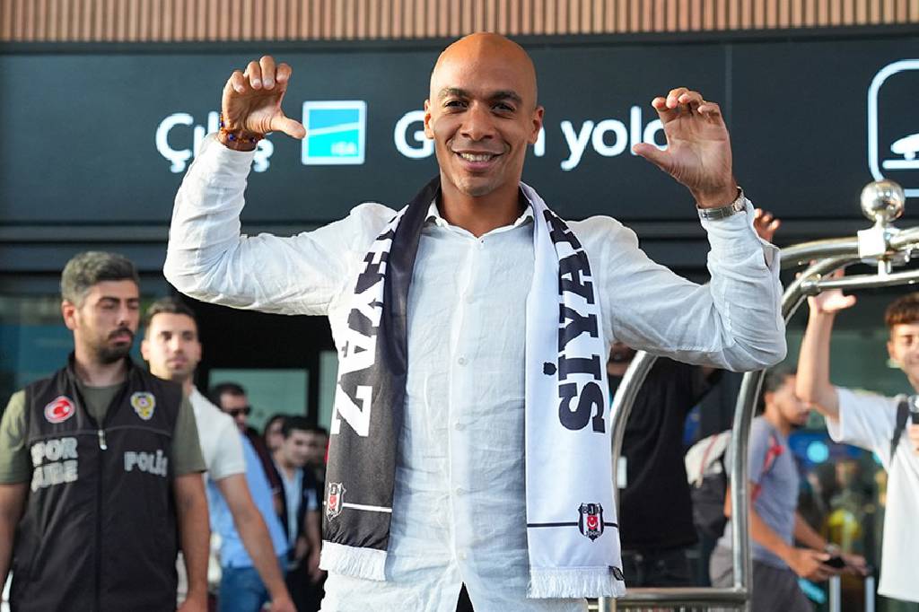 Beşiktaş için İstanbul'a geldi!