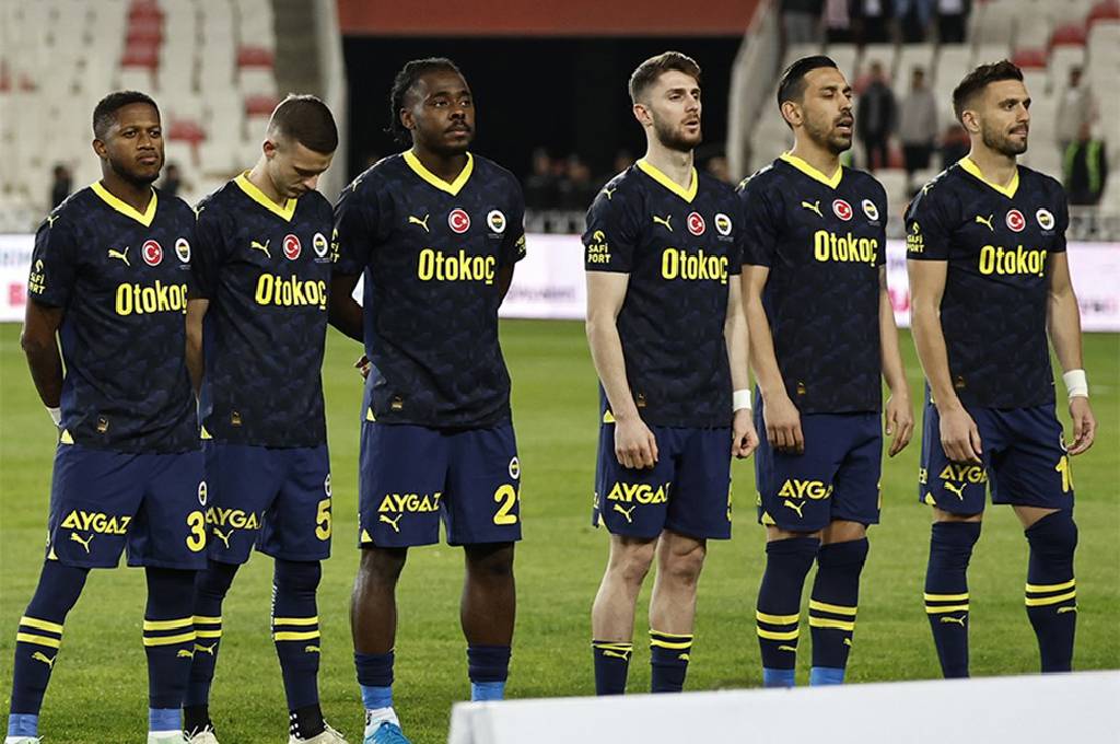 Fenerbahçe'de Osayi Samuel ve Saint Maxim gelişmesi