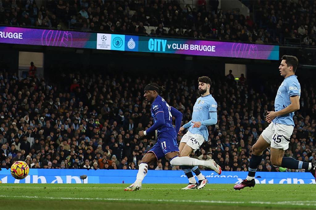 Manchester City, geriden gelerek Chelsea'yi 3-1 mağlup etti