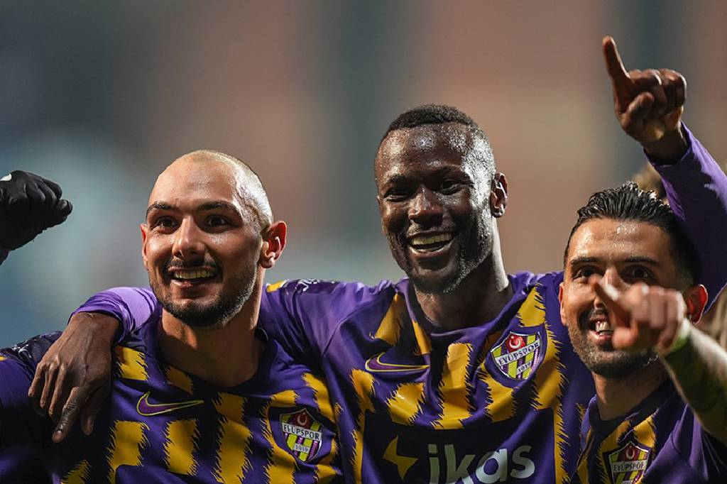 Ahmed Kutucu için transfer iddialarına yanıt