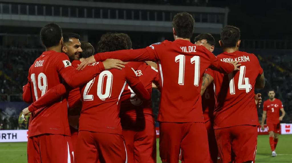 A Milli Futbol Takımı, Bulgaristan'ı hezimete uğrattı: 6-1