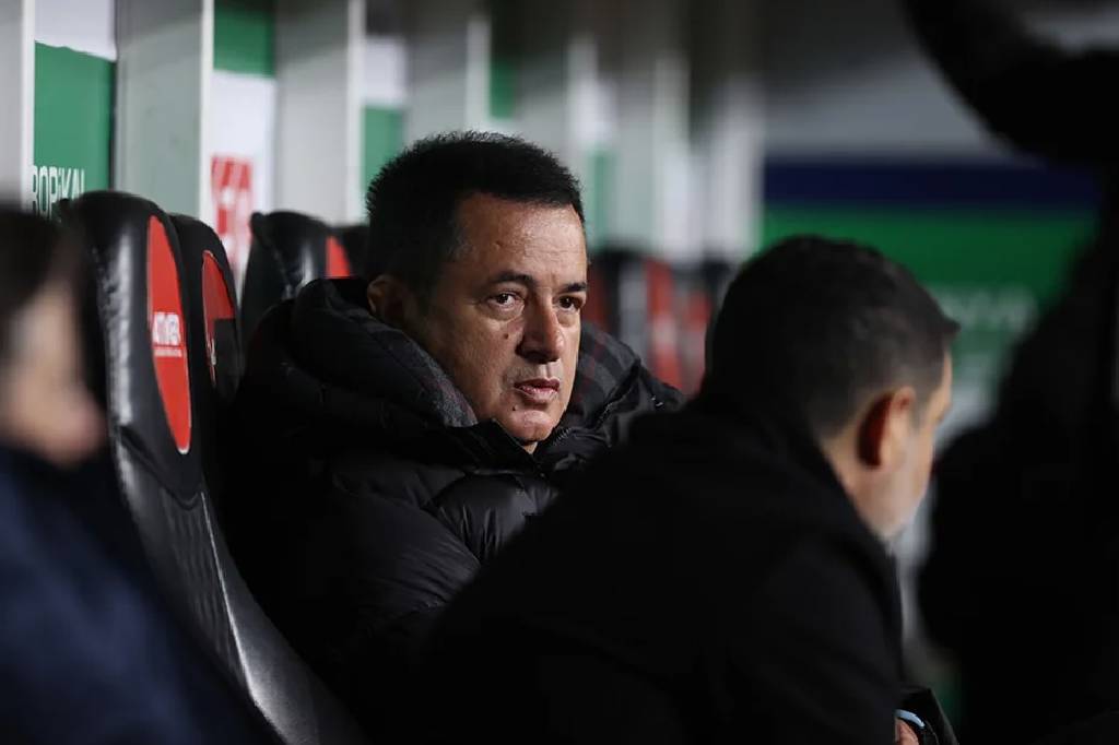 Acun Ilıcalı’nın sahibi olduğu Hull City, bu sezon istikrarını sürdürüyor