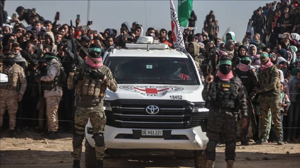 Hamas, İsrail'li esirlerin nakillerinin tamamlandığını açıkladı