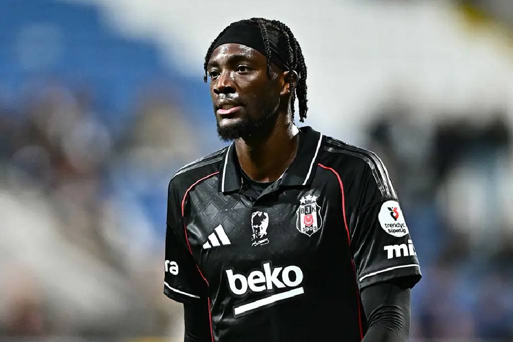 Kaçan penaltı sonrası Abraham'dan derbi paylaşımı